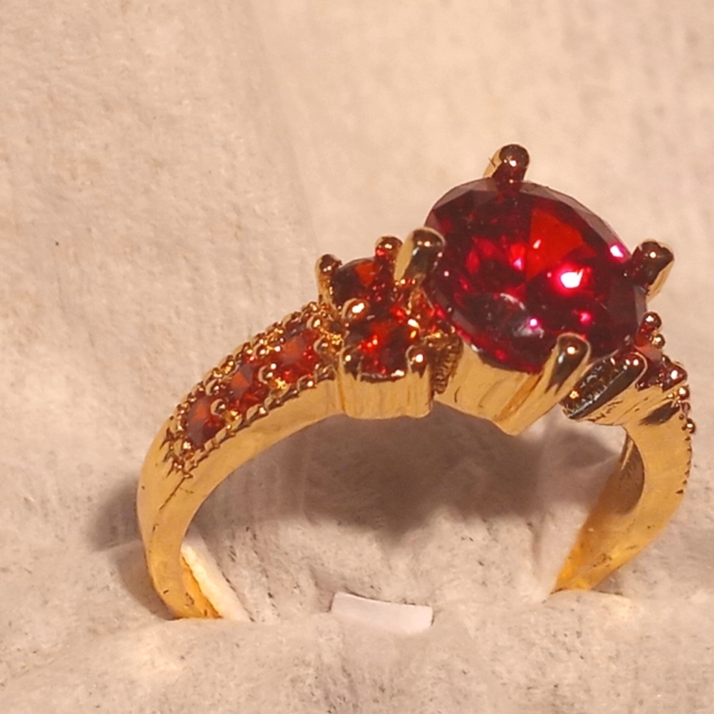 Individual Ruby Centered Ring. - image 3